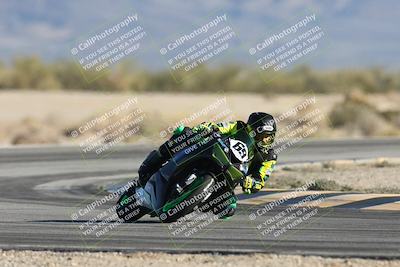 media/Dec-06-2025-CVMA (Sat) [[4a896cc04c]]/Race 8- Formula 40 MW and LW/